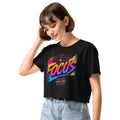 Crop top femme noir CG Mindset imprimé FOCUS, vue trois quarts