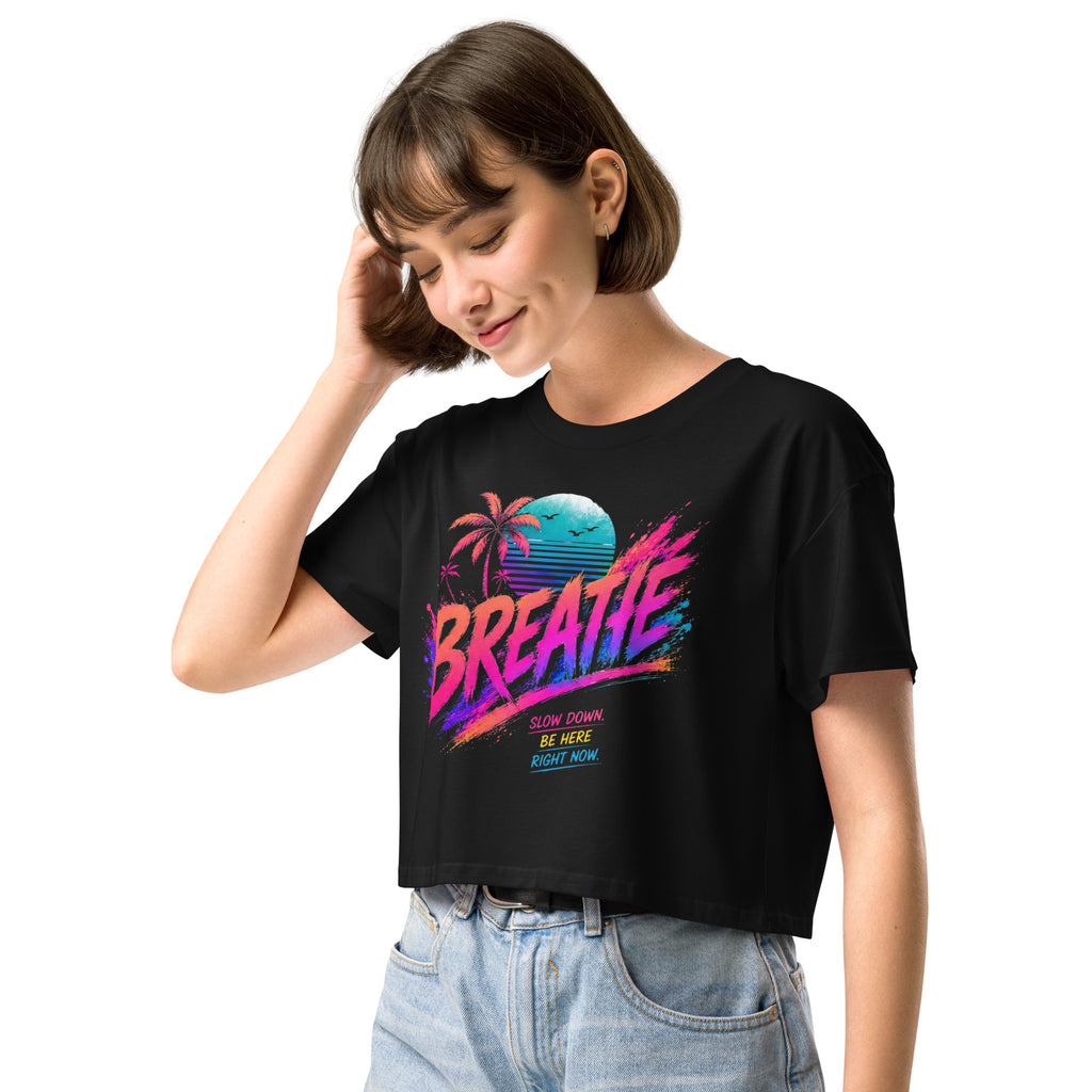 Crop top femme noir CG Mindset imprimé BREATHE, vue trois quarts